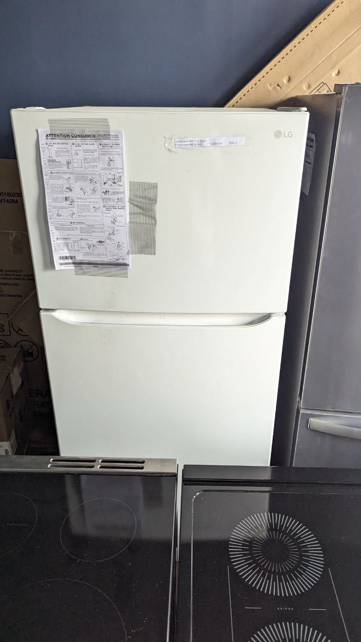 45% OFF — LG 20 cu. ft. Top Freezer Refrigerator (White, 30")