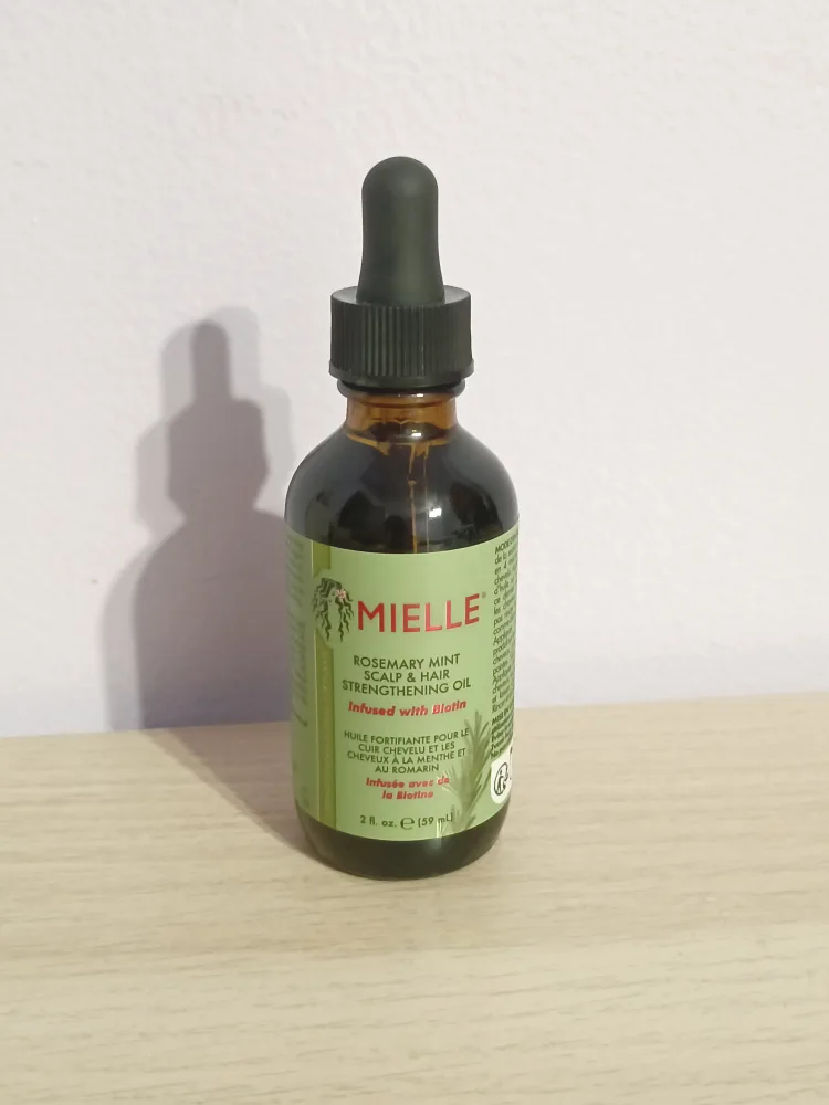 Mielle Rosemary Mint Scalp & Hair Strengthening Oil thumbnail