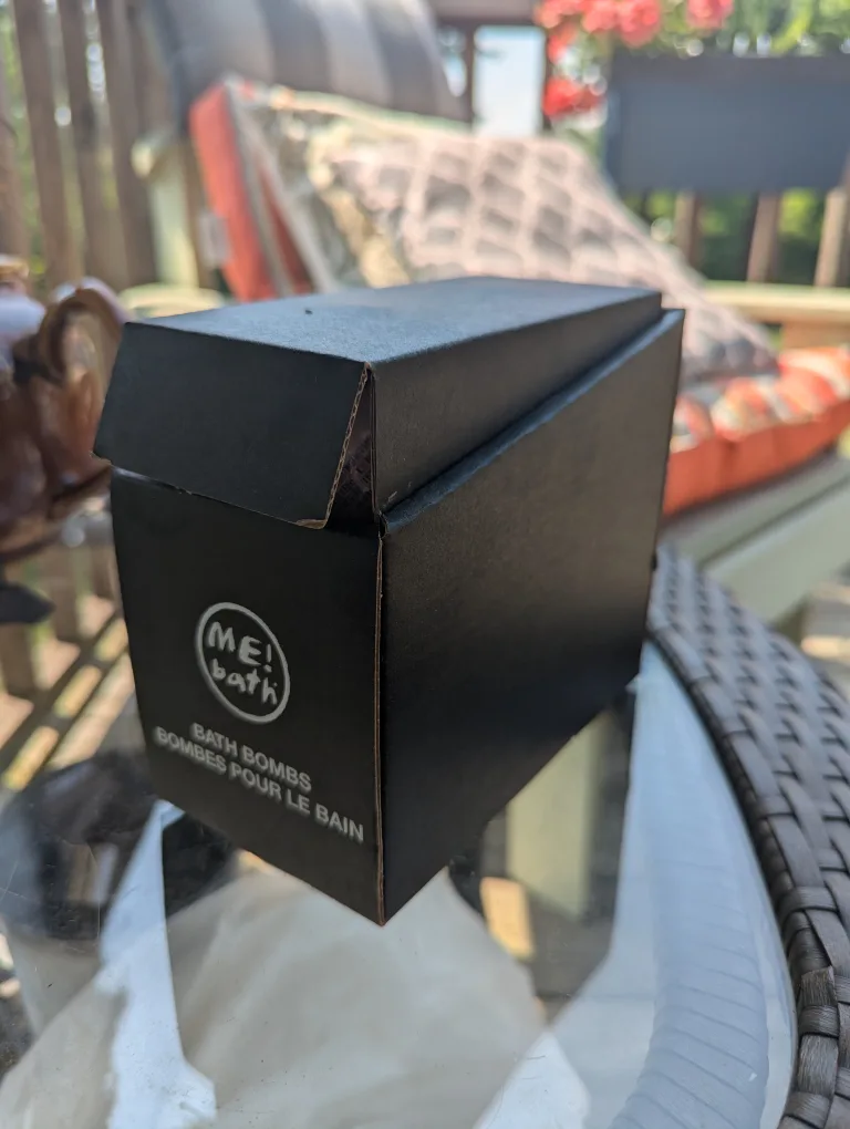 ME! Bath Bombs - New in Box image indicator(3)