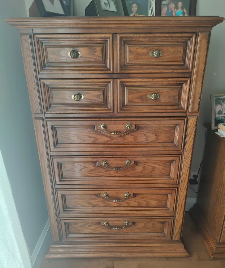 Vintage Oak Bedroom Set thumbnail