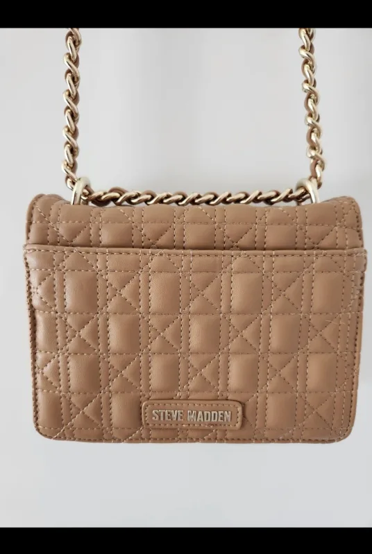 Steve Madden Quilted Crossbody Bag image indicator(3)