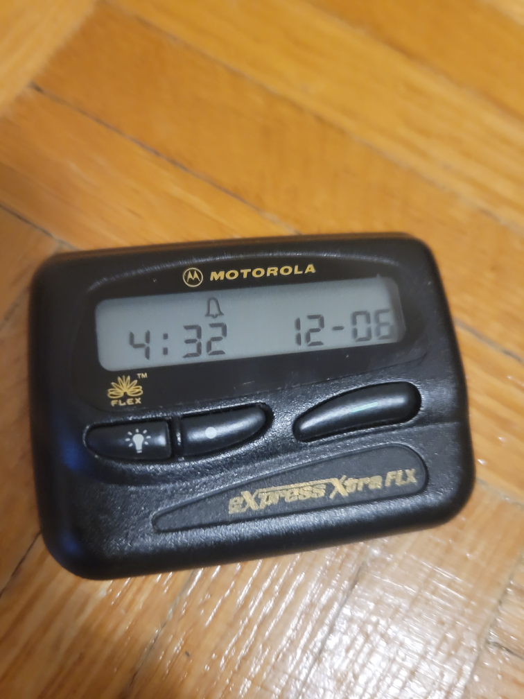 Motorola pager - photo 2