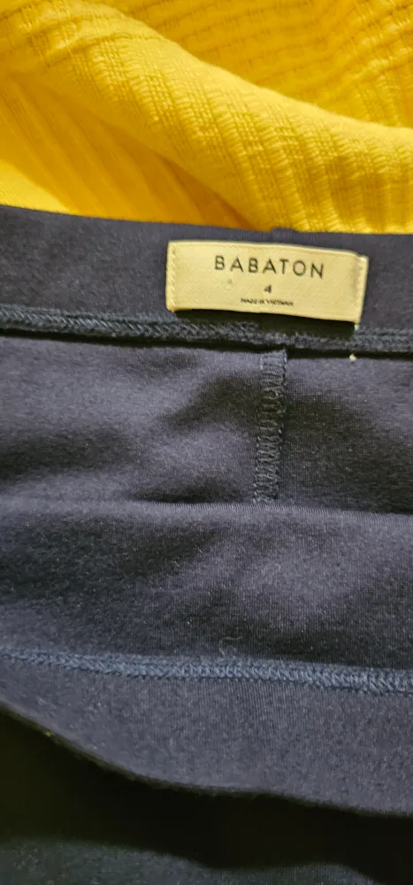 Babaton Navy Blue Skirt - Size 4 image indicator(2)