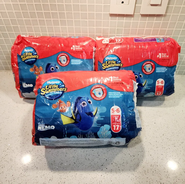 New! Huggies Little Swimmers Disposable Swim Diapers Swimpants thumbnail
