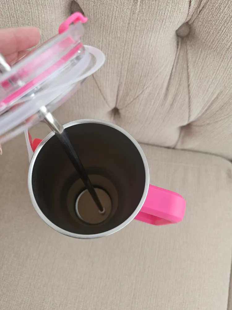 Brand New Hello Kitty Stainless Steel Tumbler - 1.2L image indicator(5)