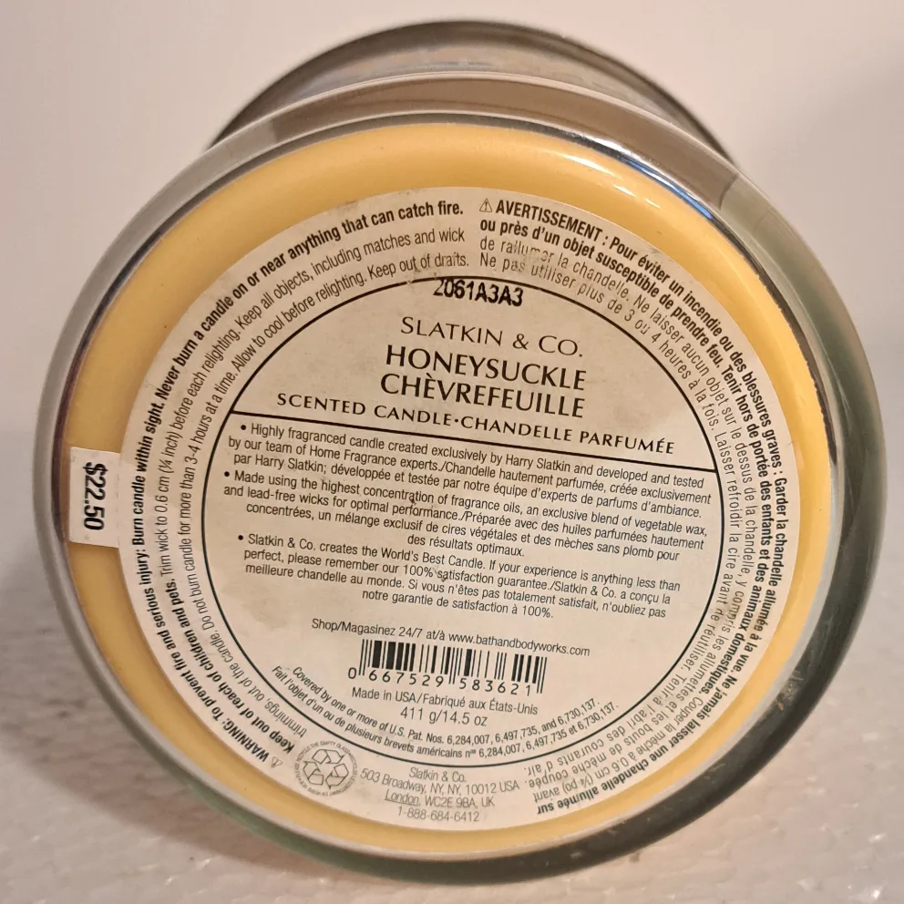 Bath and Body Works "Honeysuckle" 3-wick candle image indicator(2)