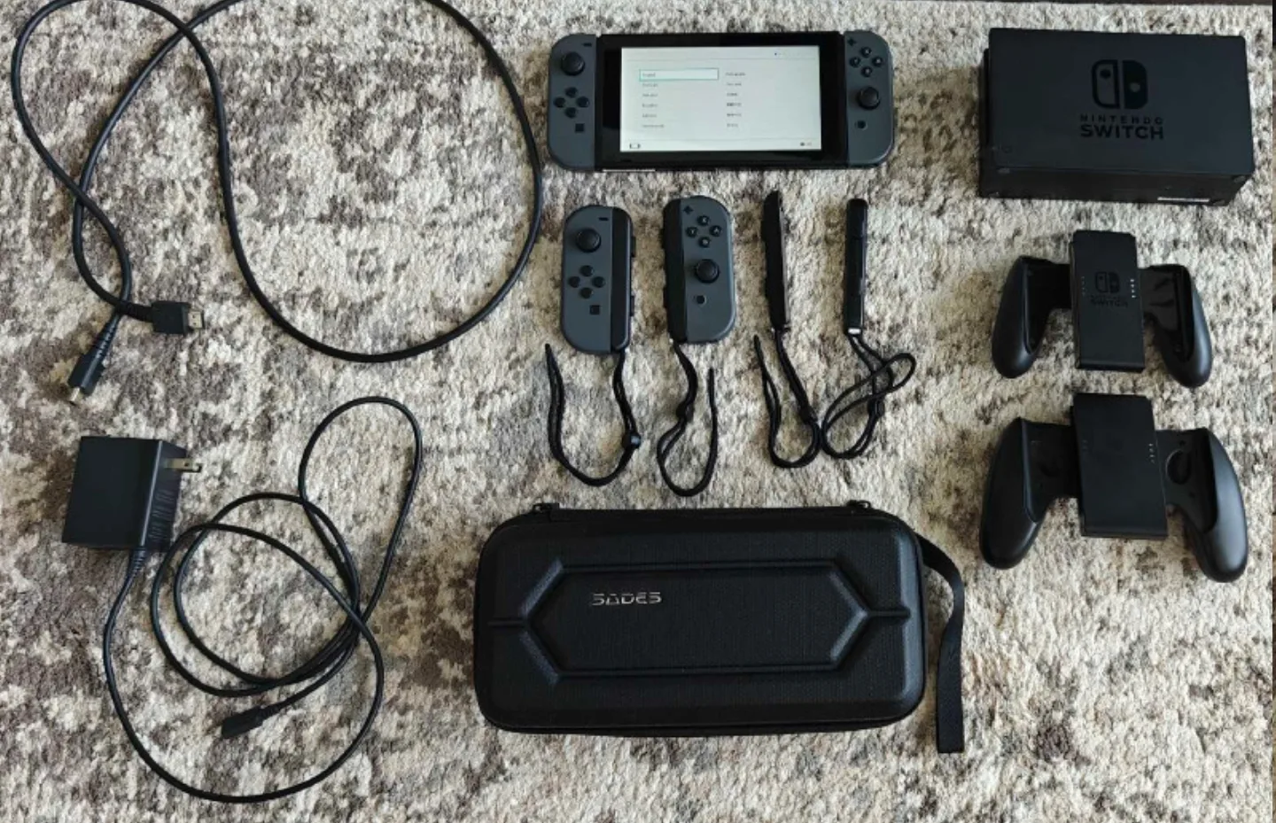 Nintendo Switch Bundle (Version 2) (like new, barely used) image indicator(4)