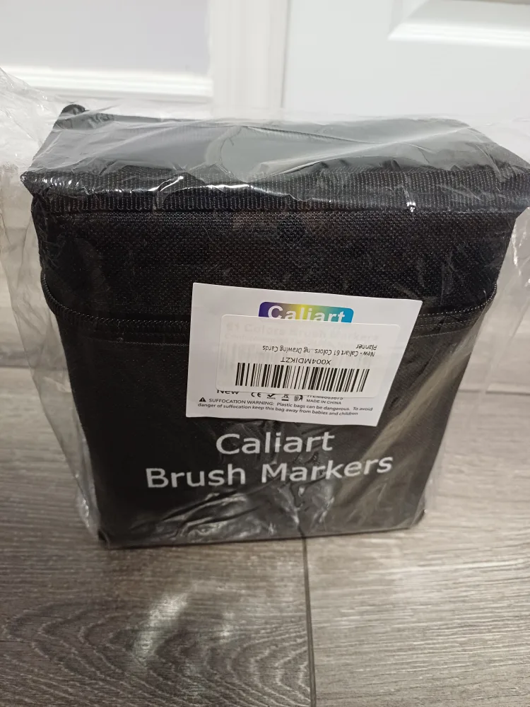 Caliart Brush Markers Set of 61 pieces image indicator(10)