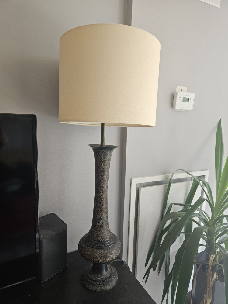 Ornate Vase-Style Table Lamp