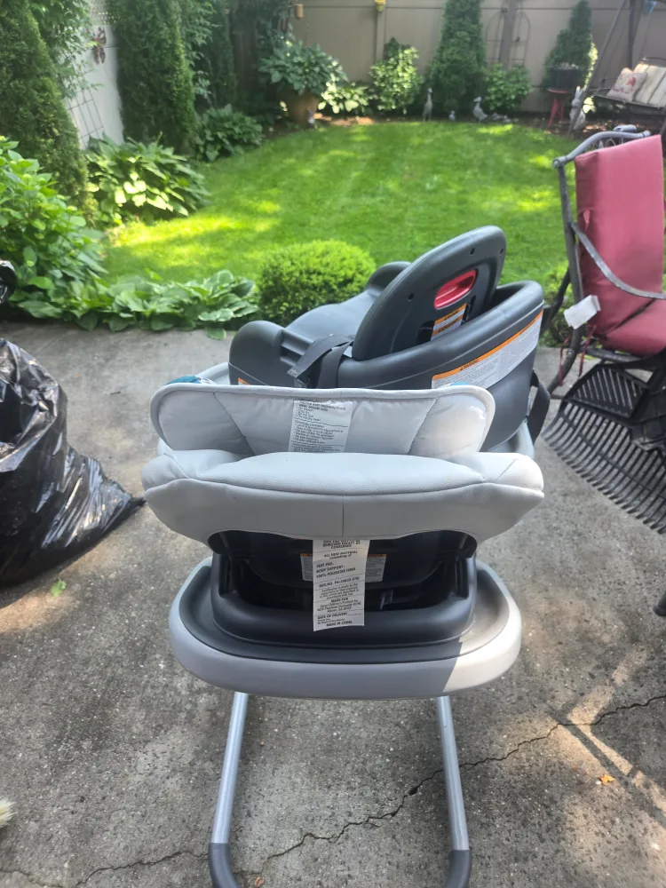 Graco 6-in-1 High Chair - Convertible image indicator(2)