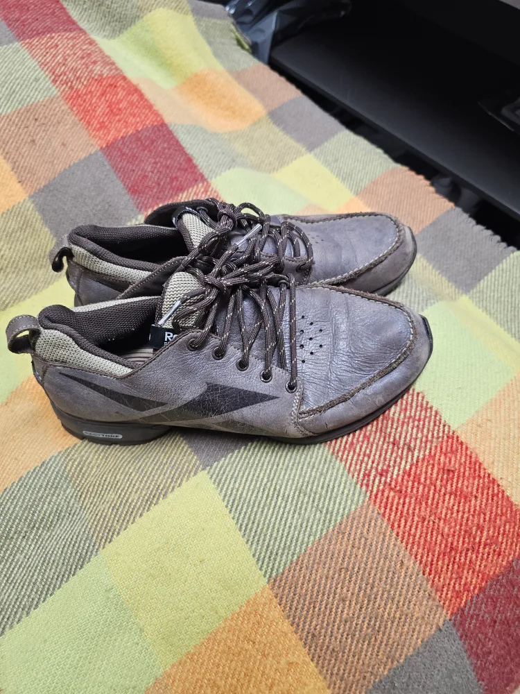 Reebok EasyTone Leather Shoes thumbnail