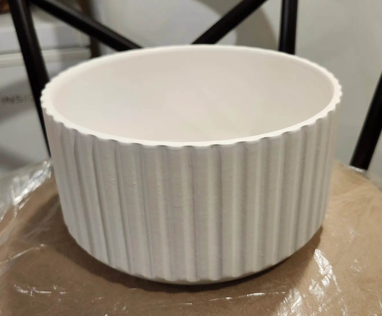 White Ceramic Ribbed Planter image indicator(4)