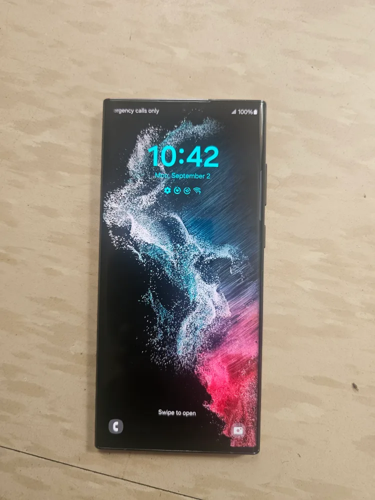 Samsung Galaxy S22 Ultra 5G thumbnail