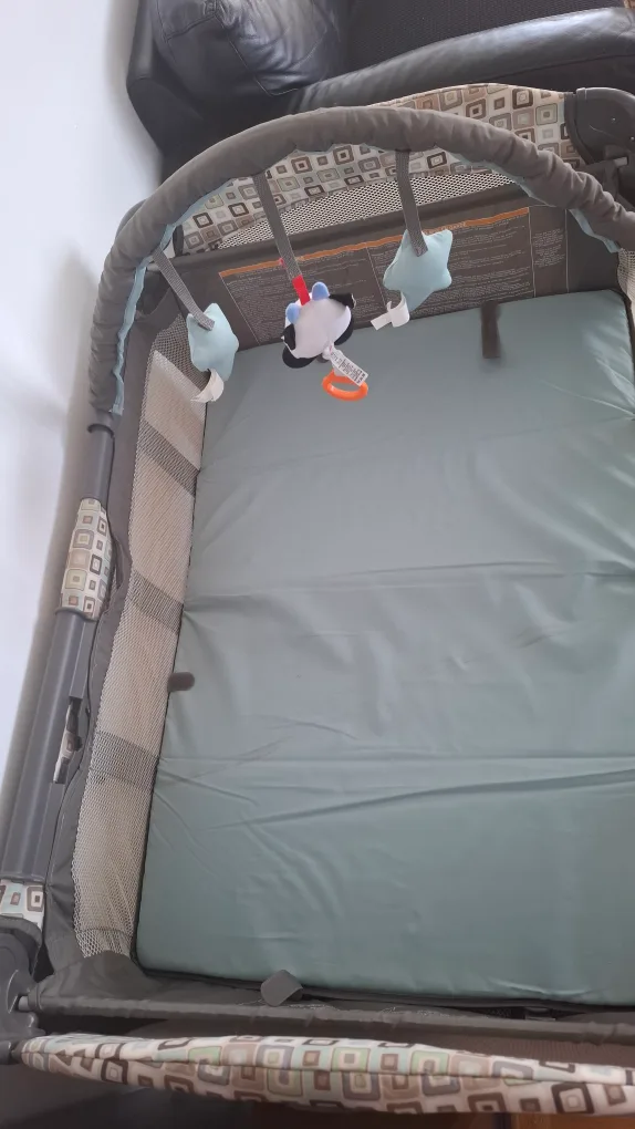 Graco Pack 'n Play Playard image indicator(3)