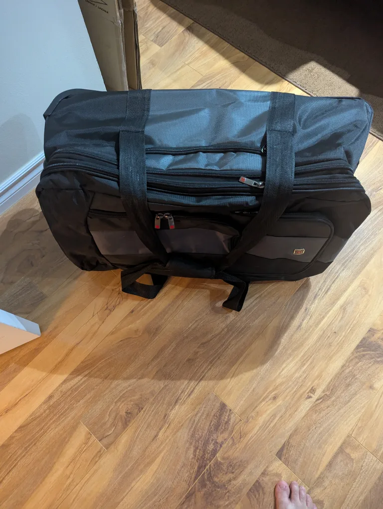 Black  and grey Rolling Duffel Bag image indicator(5)