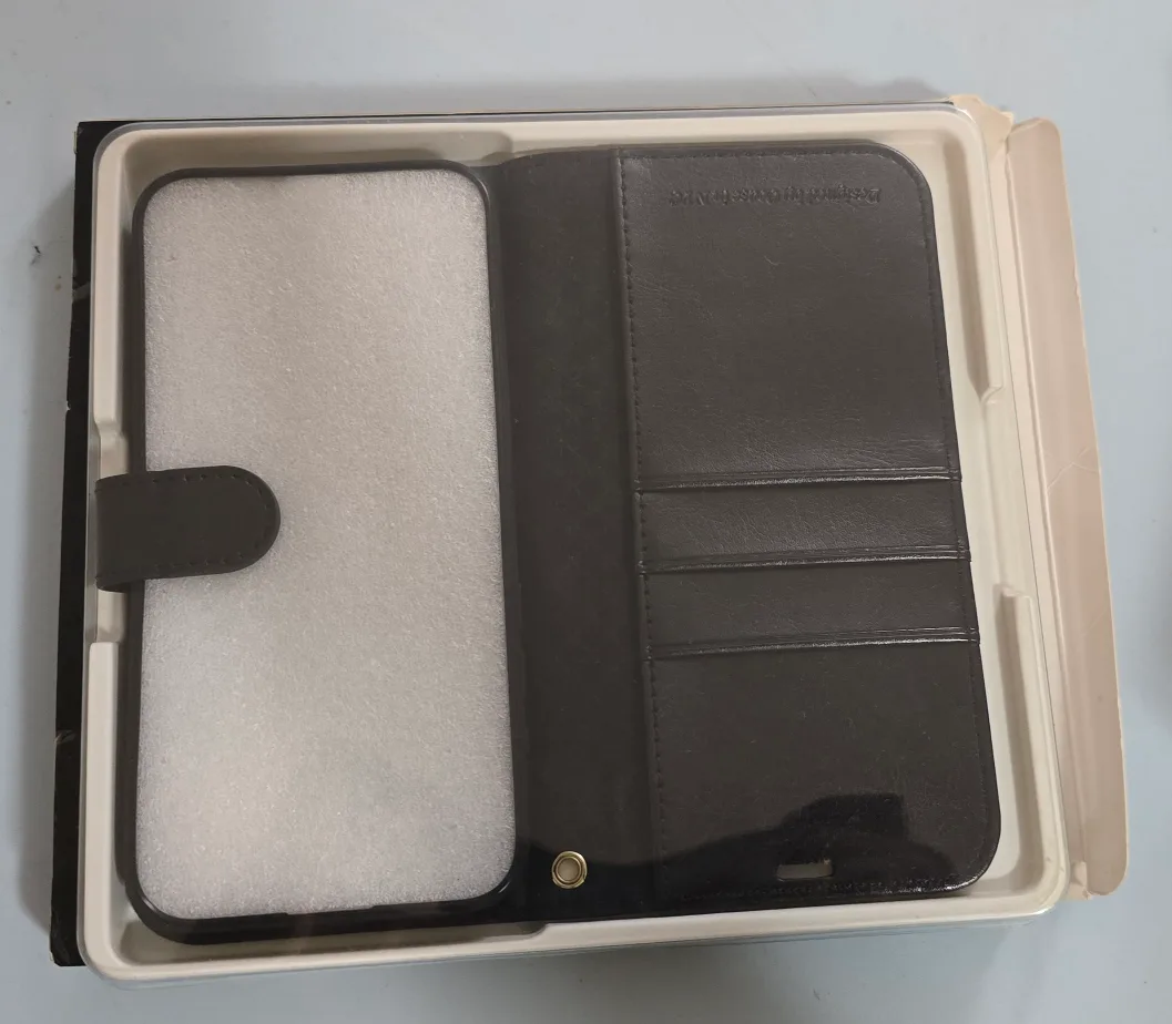 Leather Phone Case with Screen Protector - New image indicator(2)
