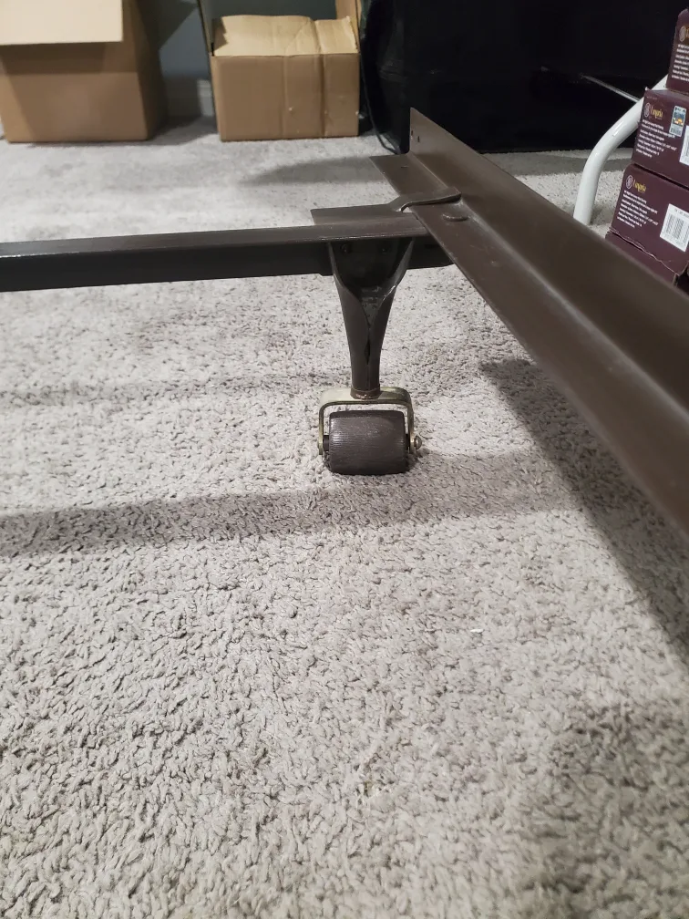 Adjustable Metal Bed Frame 🇨🇦 image indicator(9)