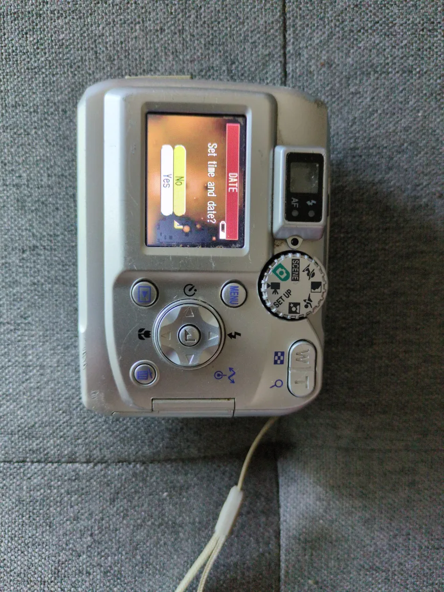 Nikon Coolpix 3200 Digital Camera thumbnail