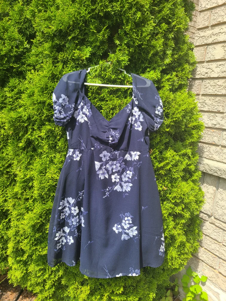 Le Chateau Floral Print Dress - Navy Blue thumbnail