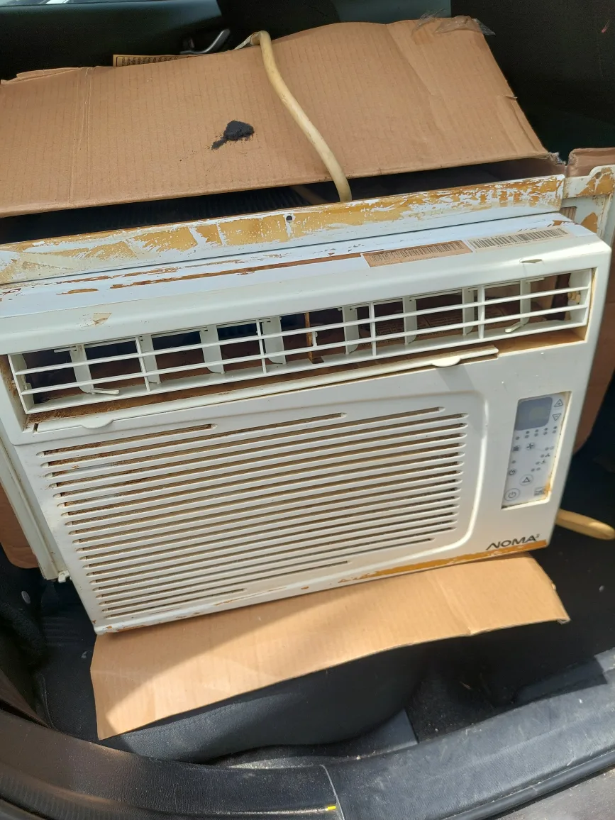 NOMA Window Air Conditioner, Model 043-5443-4 thumbnail
