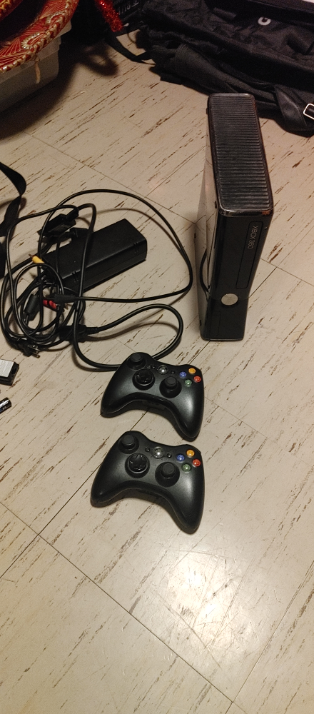 Xbox 360 Console with 2 Controllers - photo 3