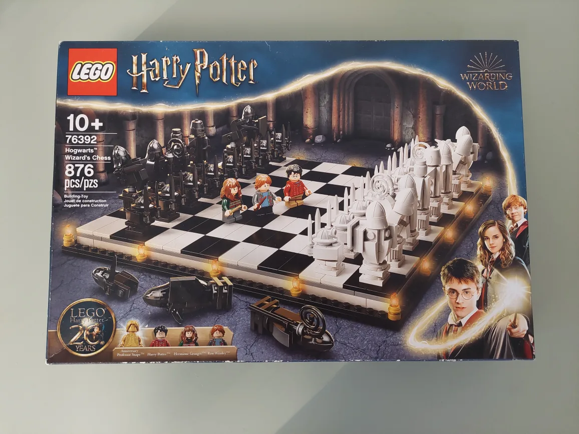 LEGO Harry Potter Hogwarts Wizard Chess (BOX ONLY) thumbnail