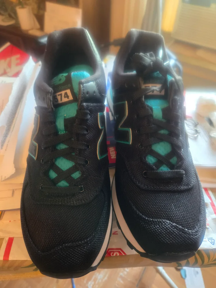 New Balance 574 Men's Size 9 thumbnail