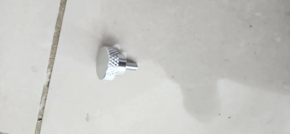 Silver Knurled Thumb Screw thumbnail