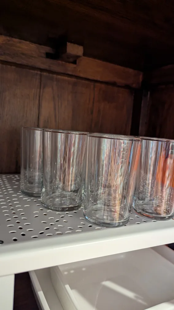 Set of 9 Clear Drinking Glasses thumbnail