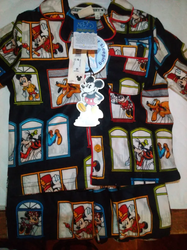 Disney Mickey Mouse 4T Pajama Set - New with Tags! thumbnail