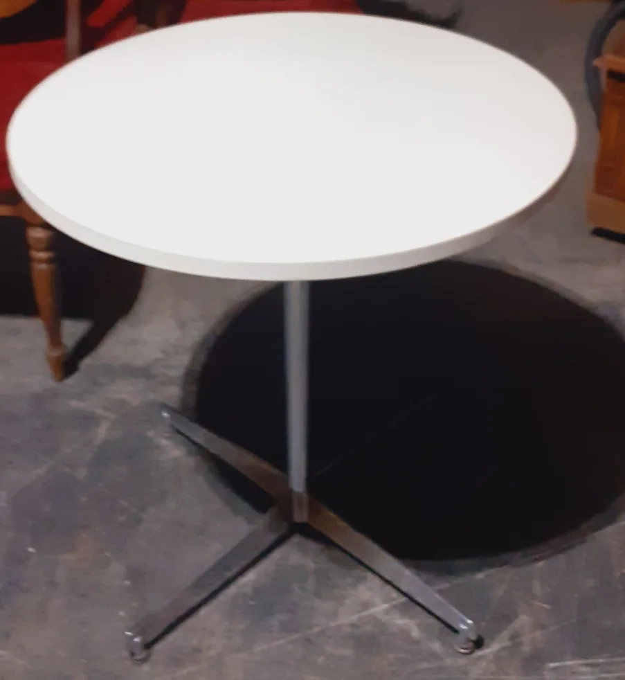 Round White Side Table thumbnail