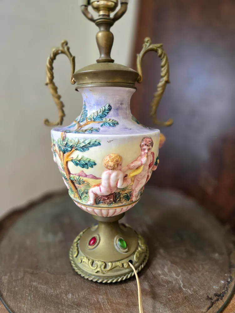 Vintage Capodimonte Cherub Table Lamp thumbnail
