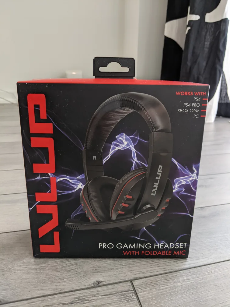 Brand New Pro Gaming Headset thumbnail
