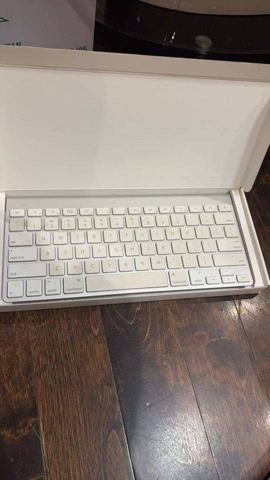 Apple Magic Keyboard A1314