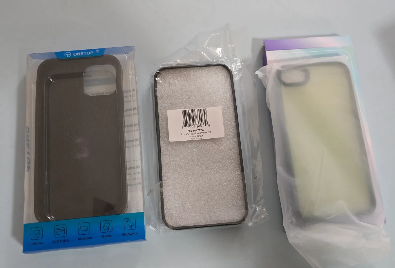 Variety of iPhone Cases image indicator(4)