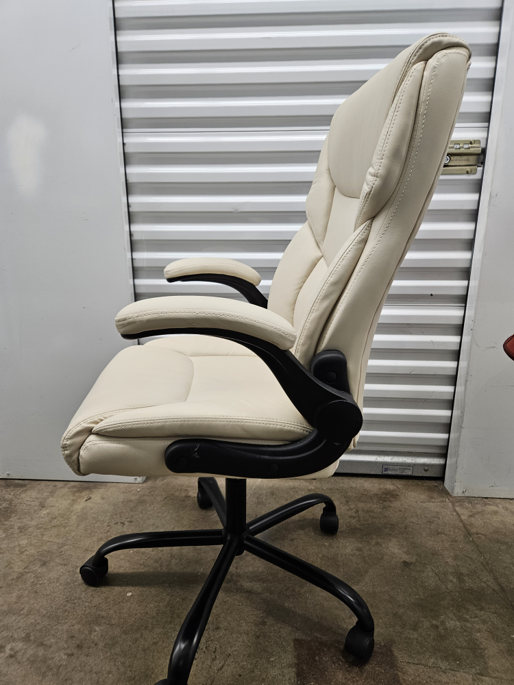 Cream Leather Executive Office Chair - photo 3