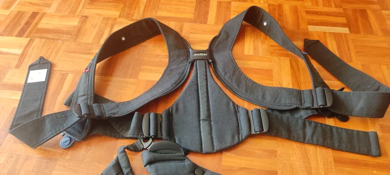 BabyBjörn Baby Carrier - Black image indicator(3)