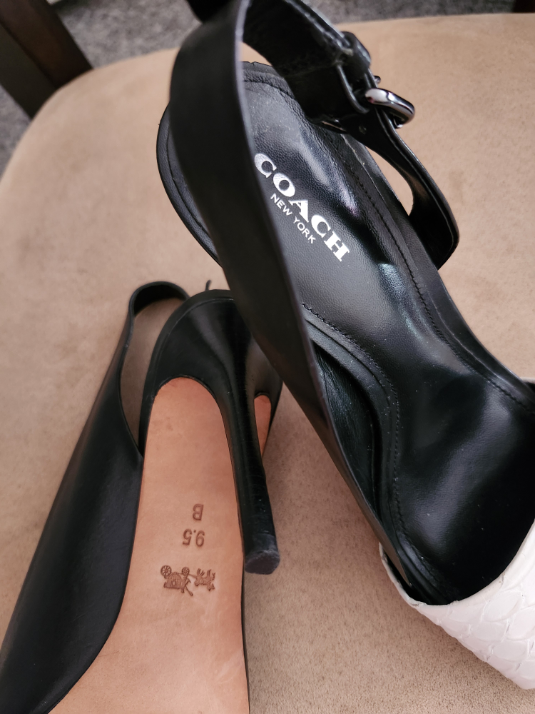 Coach Heels - Size 9.5B - photo 3