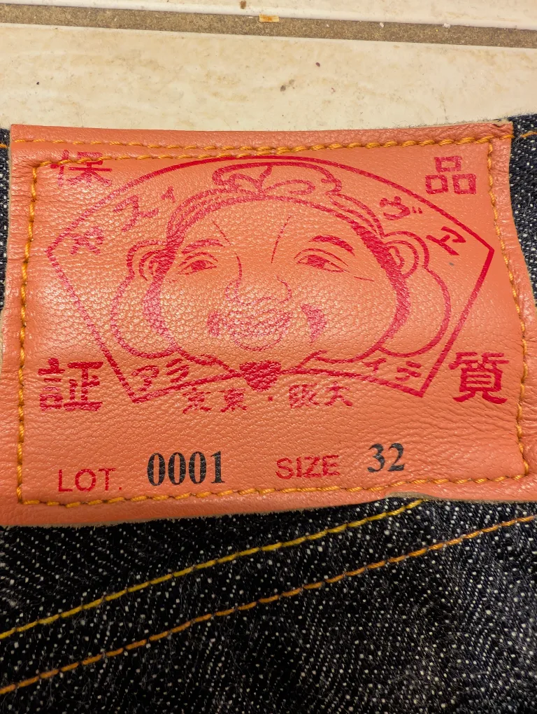 Evisu Yellow Logo Jeans - Size 32"x34"- hand embroidery logo image indicator(3)