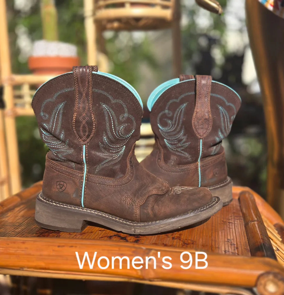 Ariat Fatbaby Women's Cowboy Boots Size 9B thumbnail