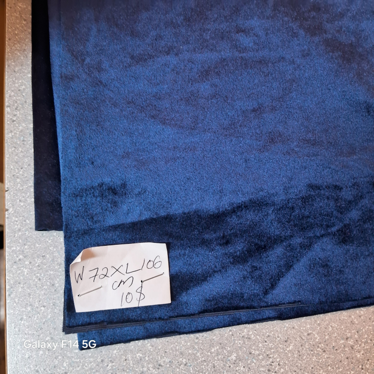 Blue Velvet Fabric (pick up before friday) - photo 2
