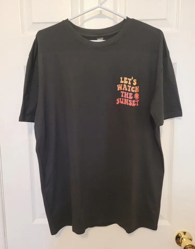 Shein Oversized Black Graphic T-Shirt - Size S image indicator(4)