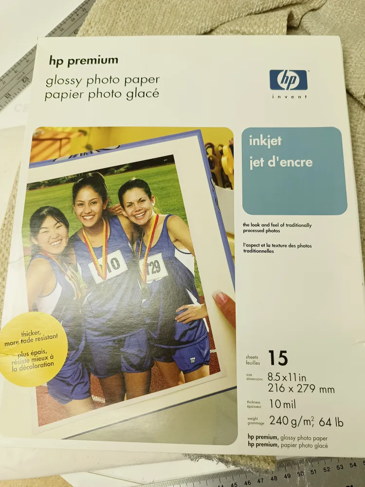 HP Premium Glossy Photo Paper 8.5x11 inch 15 sheets thumbnail