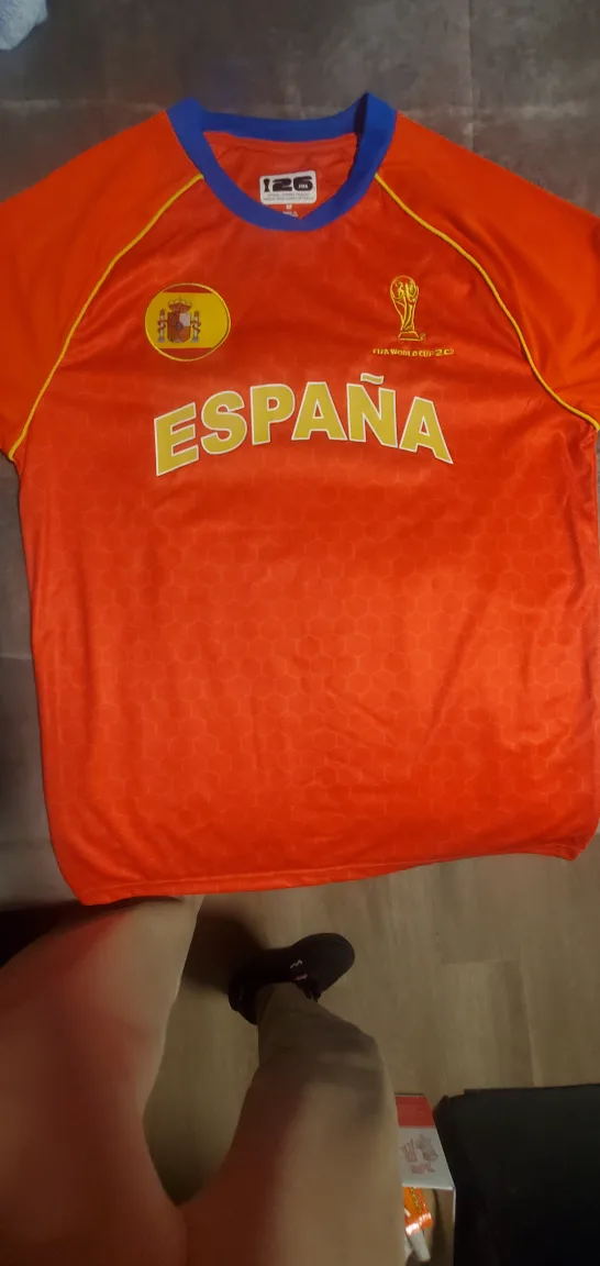 Spain FIFA World Cup 2010 Jersey - Size M thumbnail