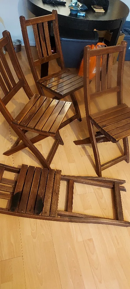 ✨️moving sale✨️ Folding Wooden Chairs thumbnail