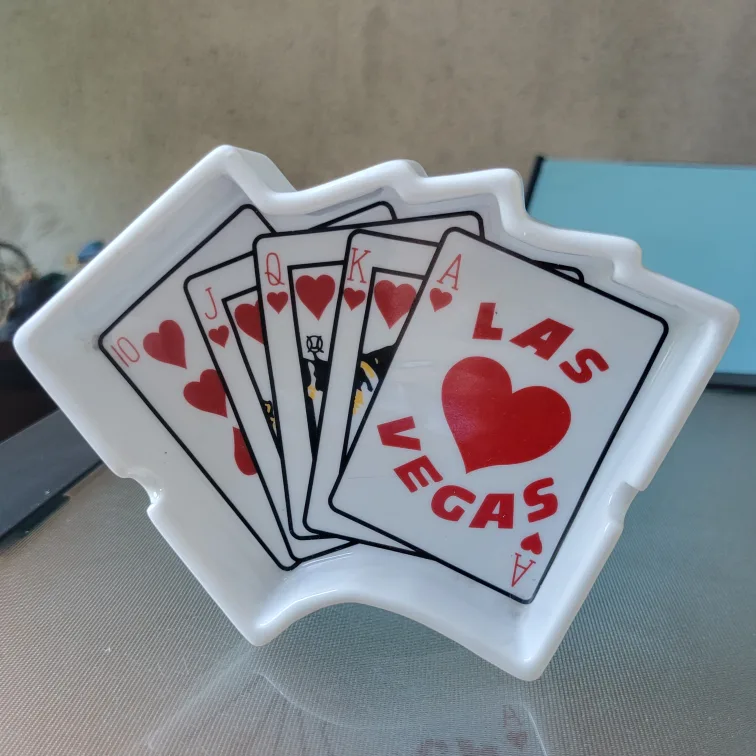 Las Vegas Playing Card Ashtray thumbnail