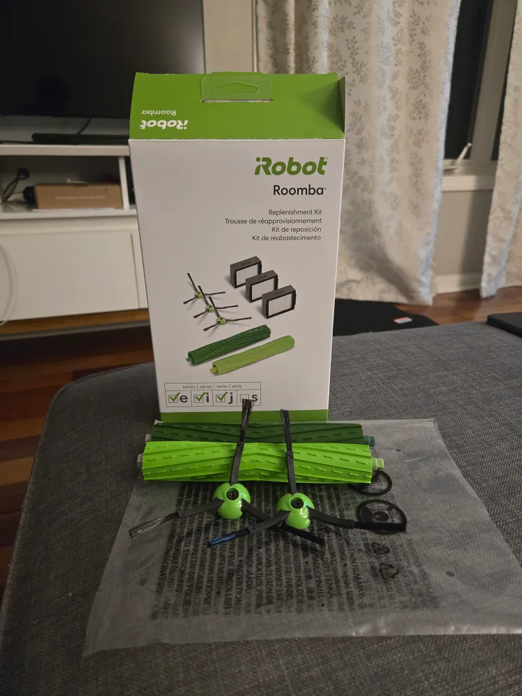 iRobot Roomba Accessories #freecycle thumbnail