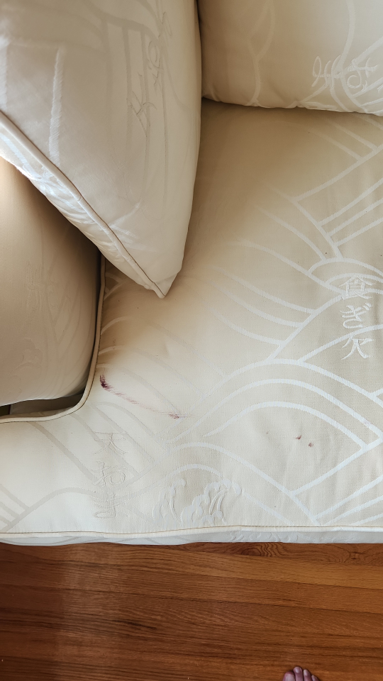 #Free  Beige Sofas - photo 3