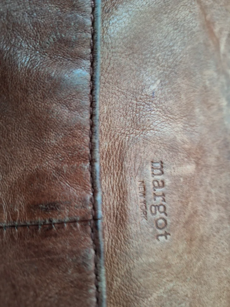 Margot New York Brown Leather Shoulder Bag image indicator(2)