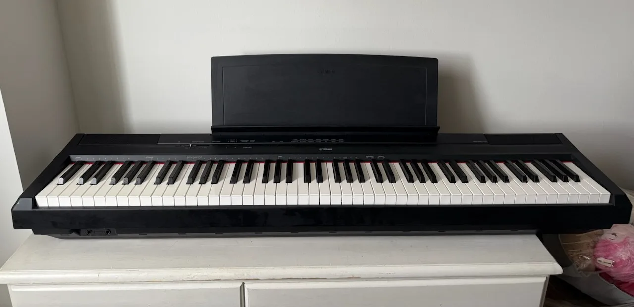 Yamaha P-115 Digital Piano thumbnail